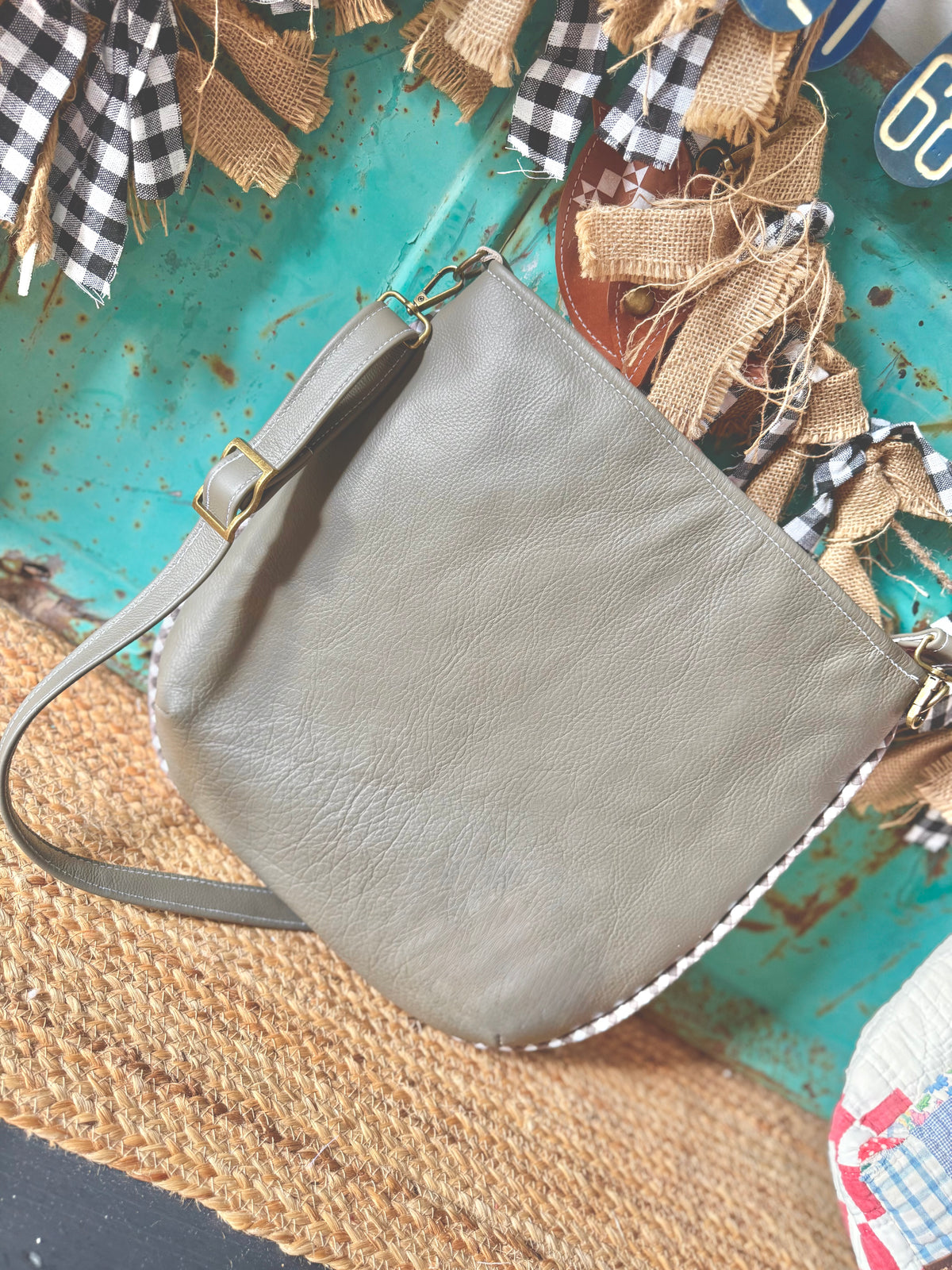 Limited Collection Ramble Tote NO. 032R