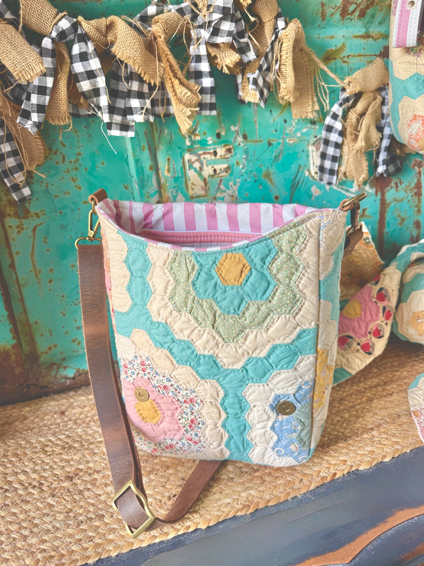 WIN THIS SET! Gracie's College Fund-B. Free Design Co. Matching Bundle Details