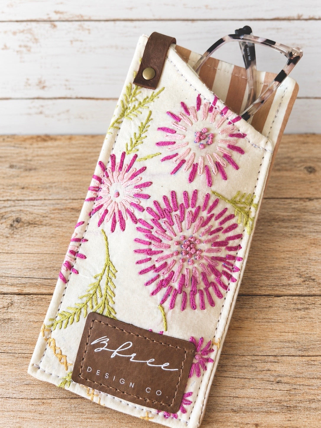 The Little Things Collection-Eyeglass Sleeve NO.004