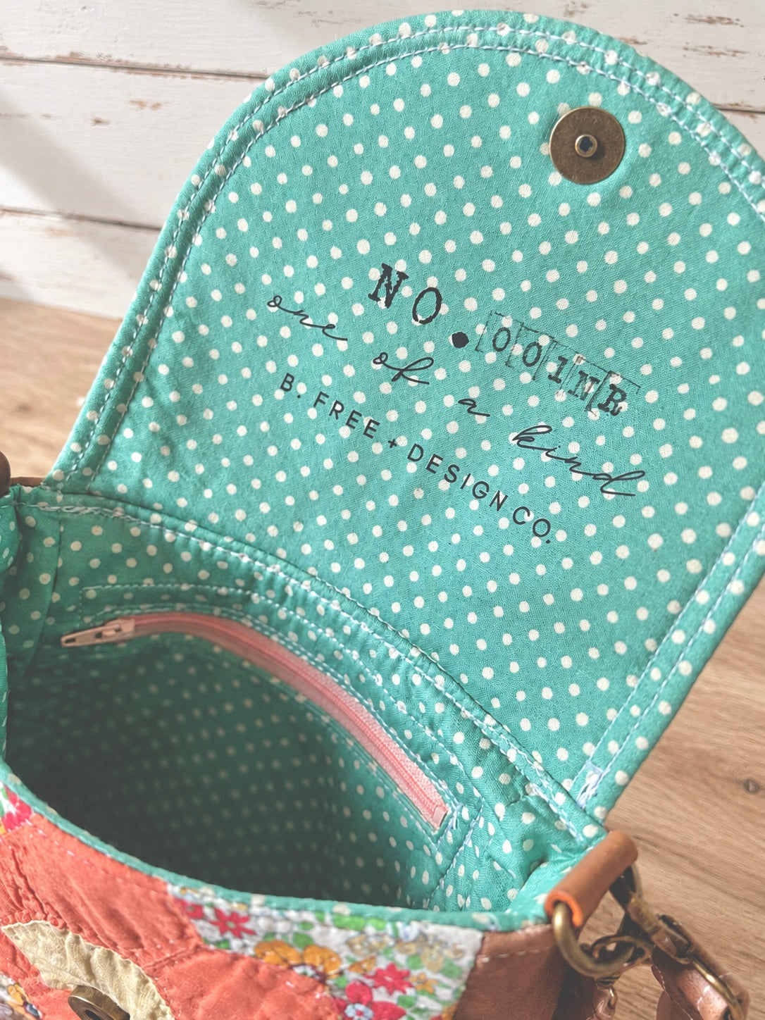 Limited Collection- The Novie Crossbody NO.001NR