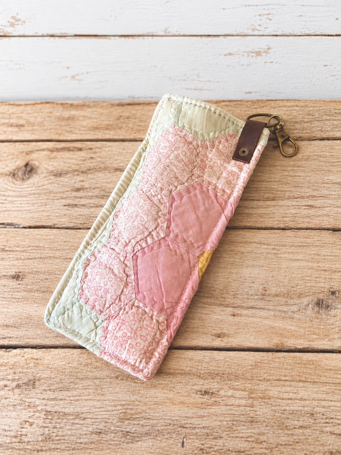 The Little Things Collection-Eyeglass Sleeve NO.0024