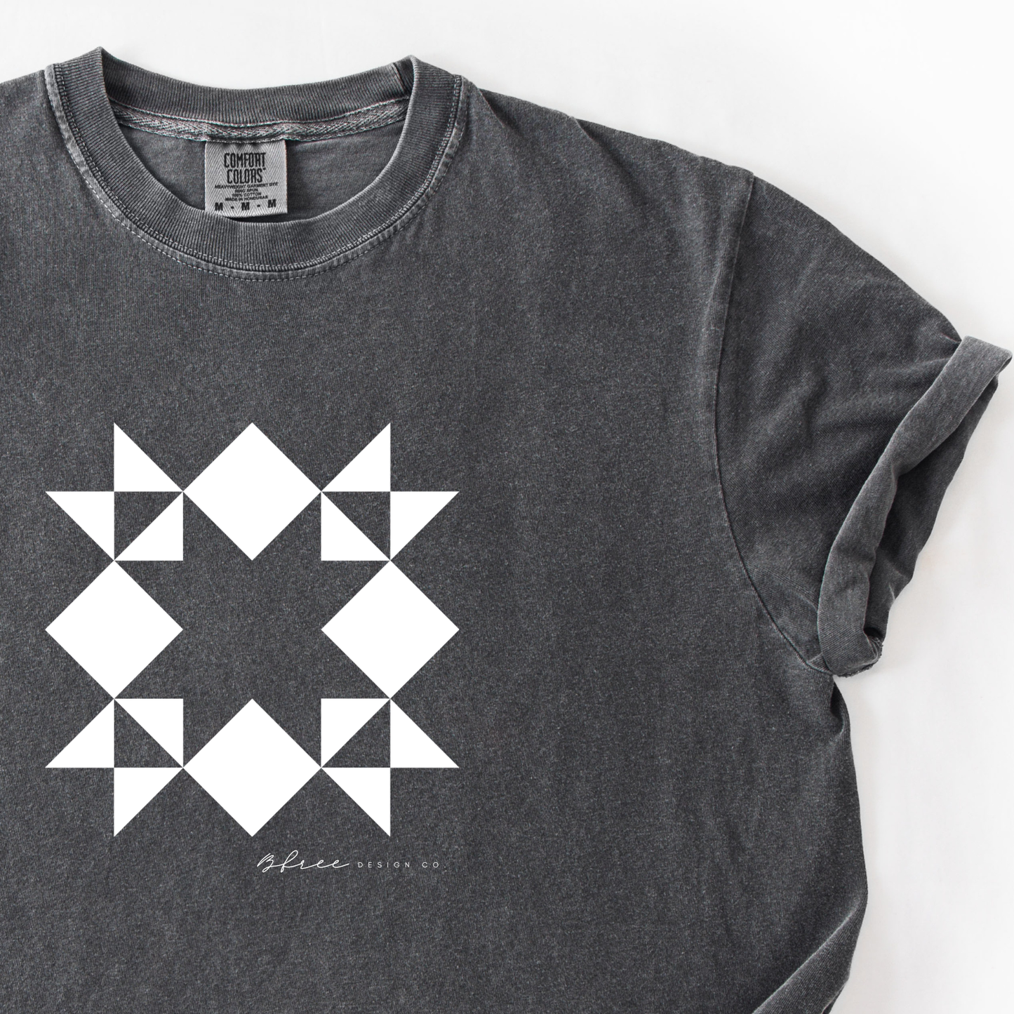 B. Free Design Co Tee PEPPER