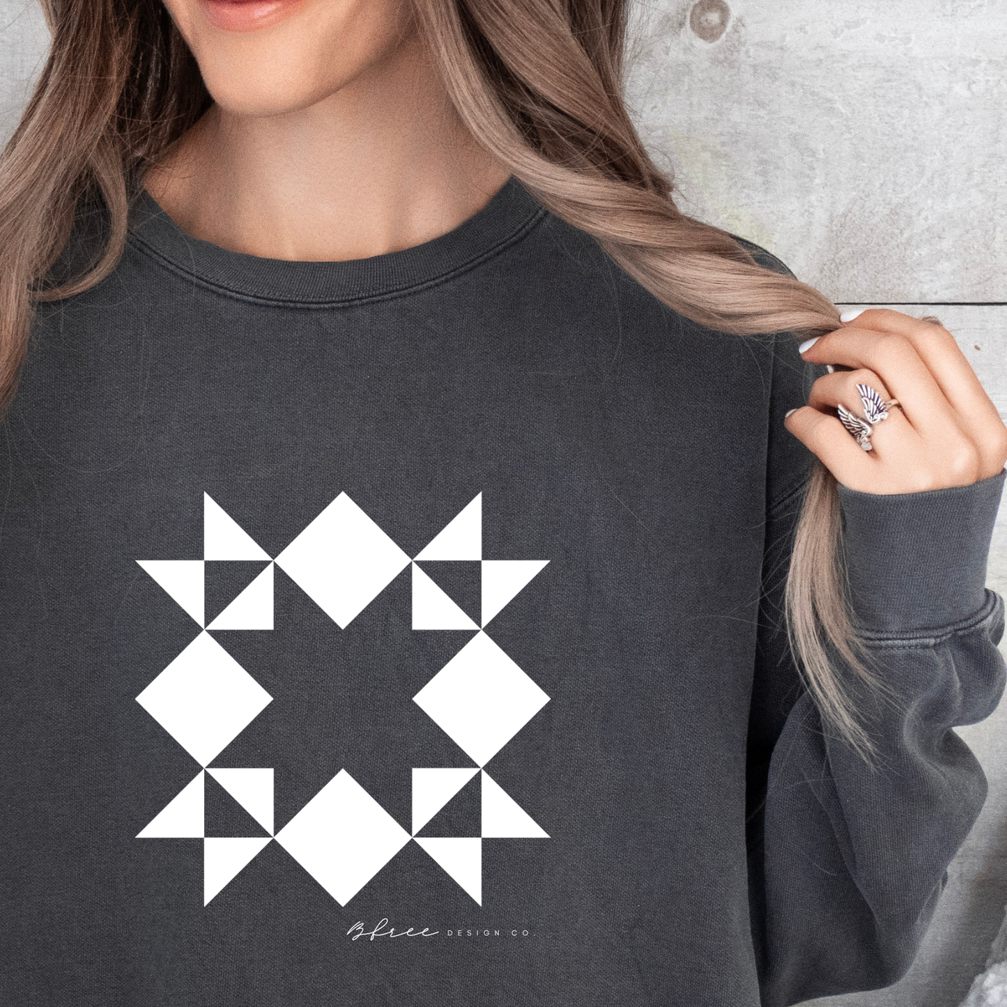 B. Free Design Co + Crewneck Sweatshirt PEPPER