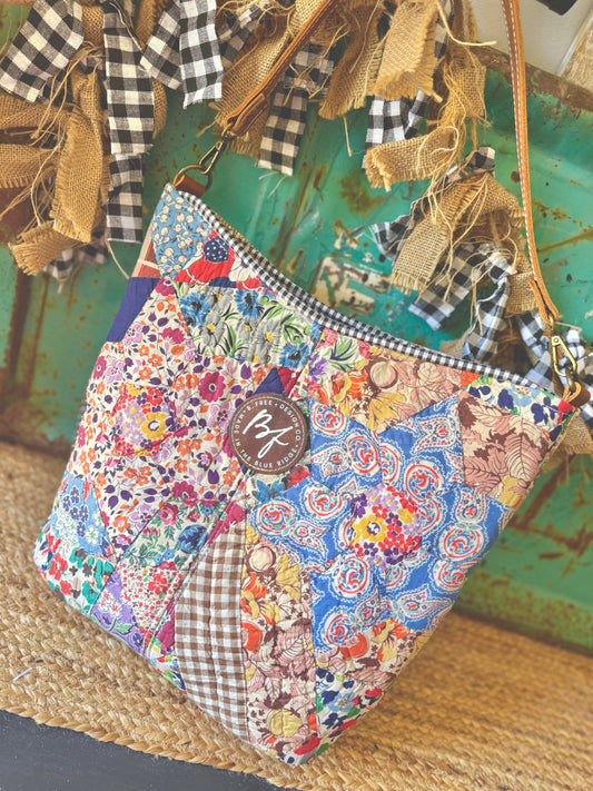 Limited Collection County Fair Tote NO.048CF