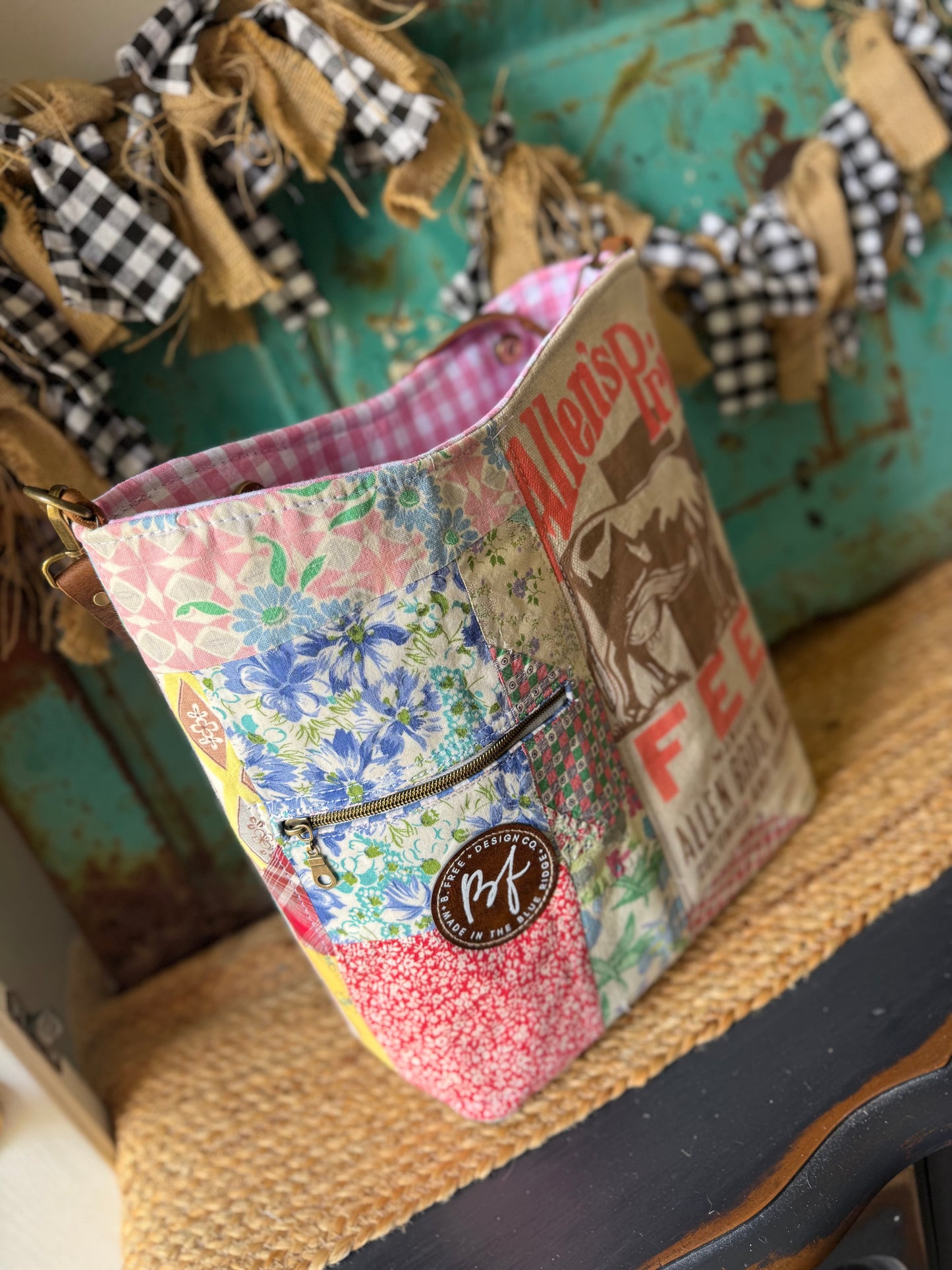 Limited Collection County Fair Tote NO.052CF